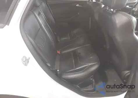 2018 Ford Focus St from USA, damaged, VIN 1FADP3L90JL247145